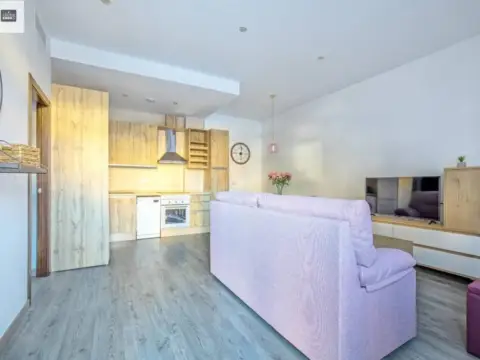 Piso en Santa Rosa-Valdeolleros