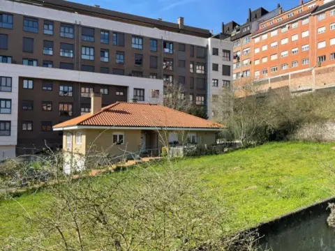Terreno en Oviedo