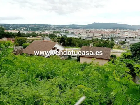 Terreno en calle del Río Tambre