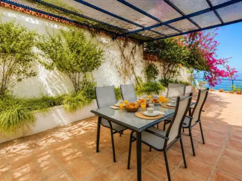 Chalet en Marina del Este-Punta de la Mona