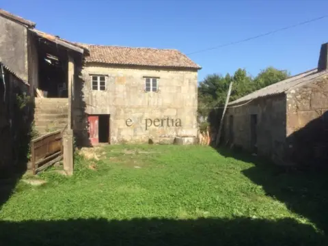 Casa rústica en Agueiros (Cespon)