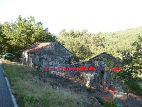 Casa en Estacas (Fornelos de Montes)