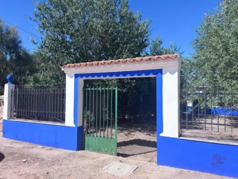 Casa en Villafranca de los Caballeros
