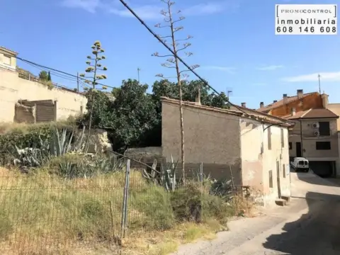 Chalet en calle Leciñena