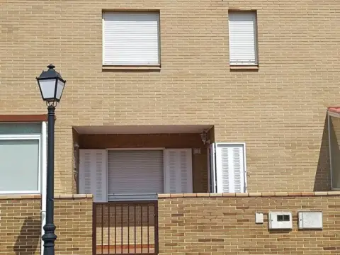Casa adosada en Piedrahíta