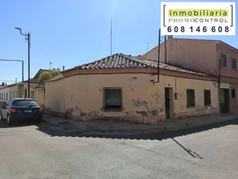 Chalet en Villanueva de Gállego