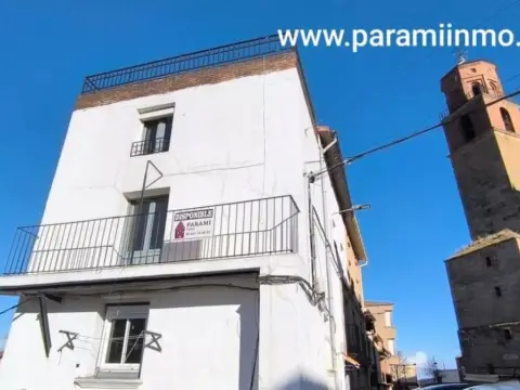 Casa en Ausejo