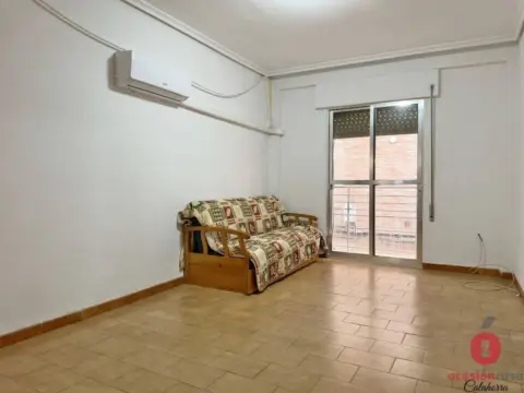 Piso en Campo de la Verdad-Miraflores-Sector Sur