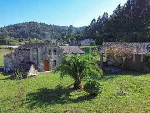Casa rústica en calle Lugar A Rexedoira, 8