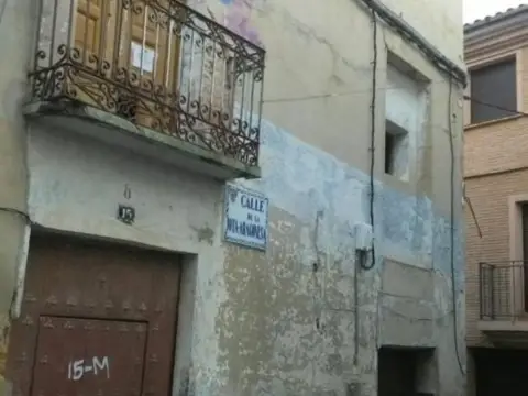 Chalet en Alagón