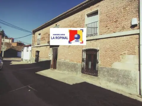 Casa rústica en calle de Lepanto, 3