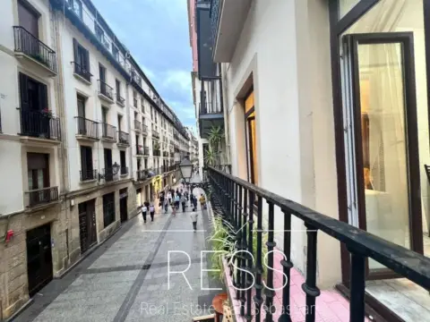 Piso en 31 de Agosto Kalea