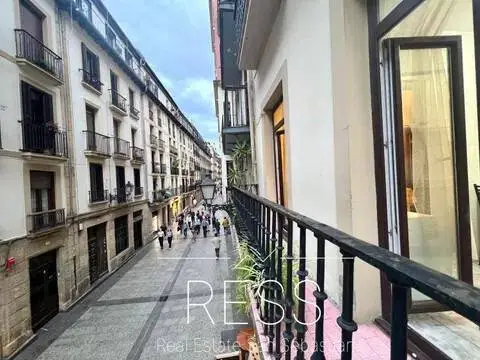 Piso en Parte Vieja-Alde Zaharra