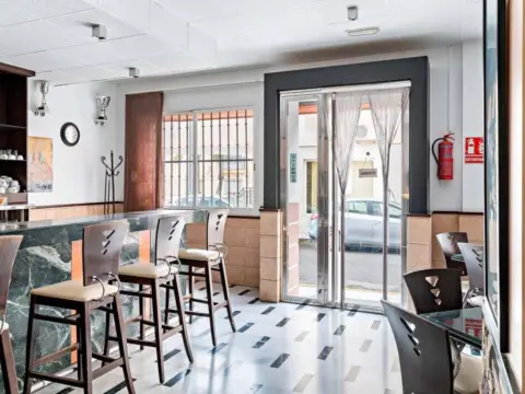 Local comercial en Macael