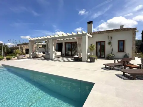 Casa rústica en Sant Joan de Palamós-El Figuerar