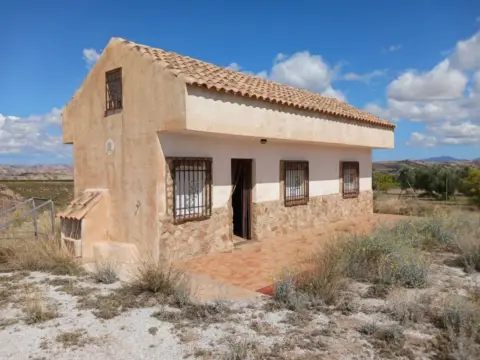 Casa rústica en Freila