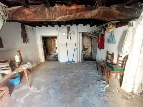 Casa rústica en calle Caballeros