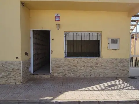 Piso en calle Sta.Florentina-Los Nietos 5