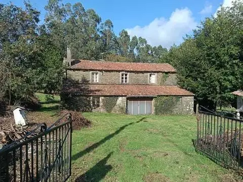 Chalet en A Chantada (Requeira)