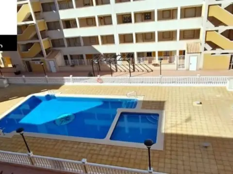 Piso en calle Valdes Leal