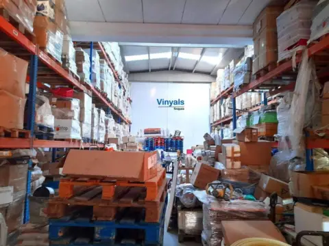 Nave industrial en Sant Antoni de Vilamajor