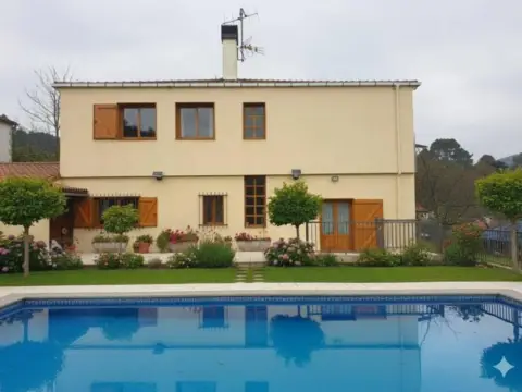 Casa rústica en Laias