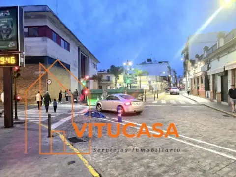 Piso en calle Canónigo