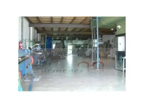 Nave industrial en Gójar