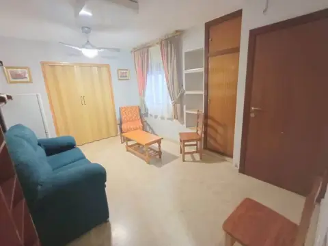 Piso en Ciudad Jardín-Zoco