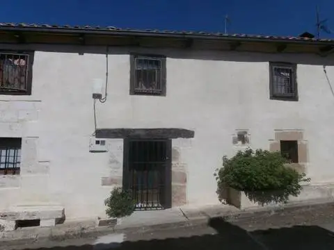Casa rústica en Aguilar de Campoo