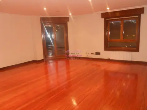 Piso en Praza España-Zona Corte Inglés