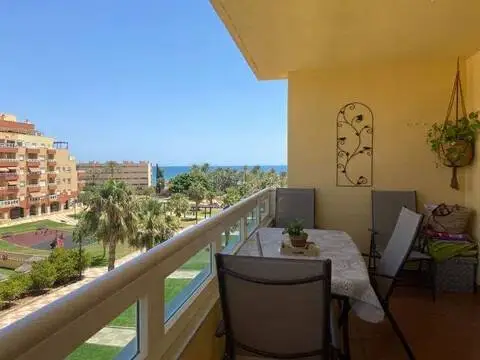 Piso en Aguadulce Sur