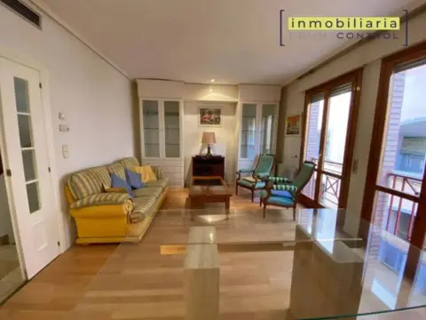 Casa adosada en calle del Carruez