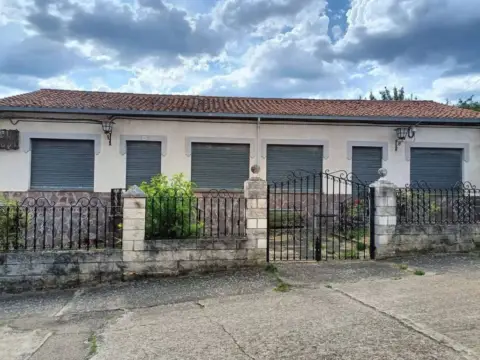 Nave industrial en Brañosera