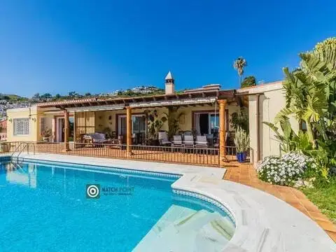 Chalet en calle calle Colina de San Cristobal, 1617