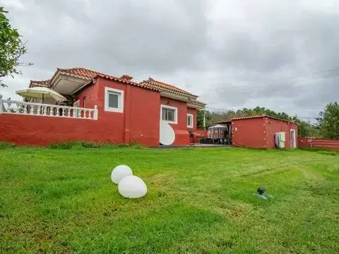Chalet en Lugar Diseminado Santa Cristina