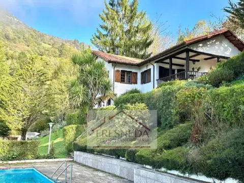 Chalet en calle Tanes S-N