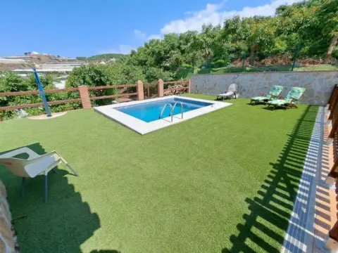 Casa rústica en Torrox