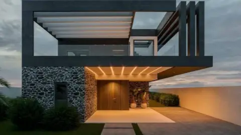 Chalet en Los Satélites-Roza Martín