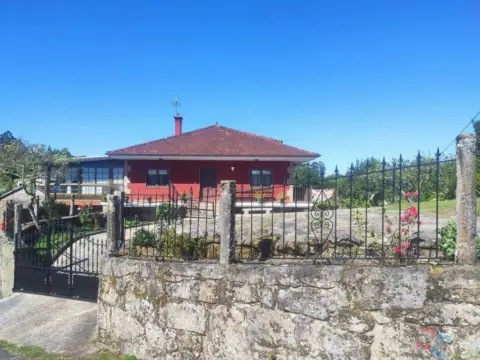 Casa en Ponte-Caldelas