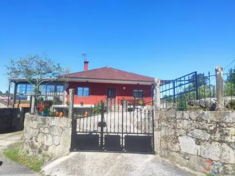 Casa en Ponte-Caldelas