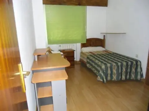 Habitación en Centro-Villacerrada-Pajarita