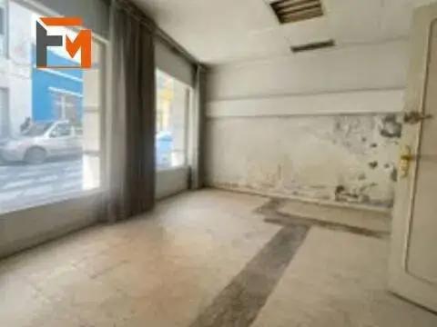 Local comercial en calle Obispo Encina, 14
