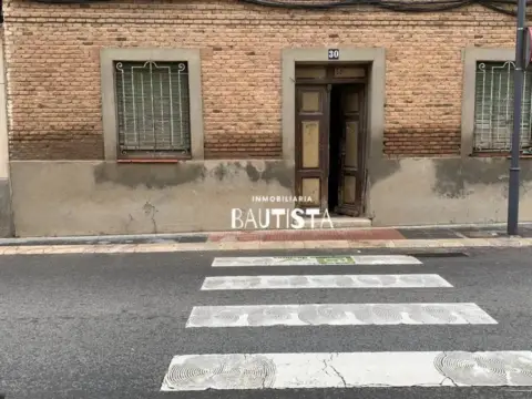 Chalet en Valdepeñas