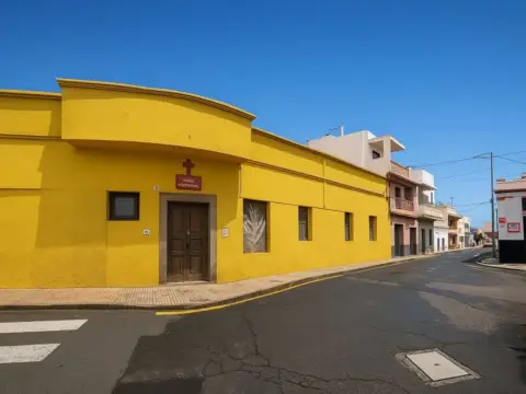 Casa en calle El Calvario, 27