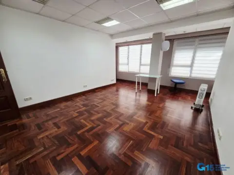 Local comercial en Erdialdea