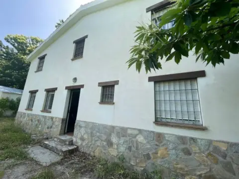 Casa en Güéjar Sierra