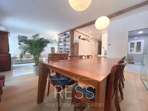 Piso en Parte Vieja-Alde Zaharra