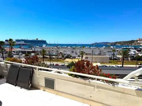 Piso en Marina Botafoch-Platja de Talamanca