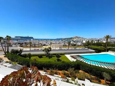 Piso en Marina Botafoch-Platja de Talamanca